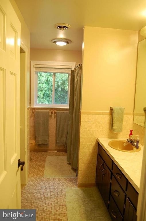 6916 Blacks Mill Road - Photo 10