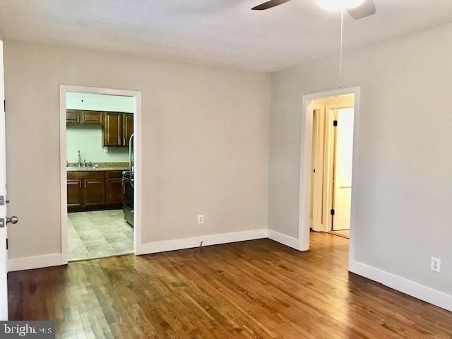 14269 Calvert Street - Photo 8