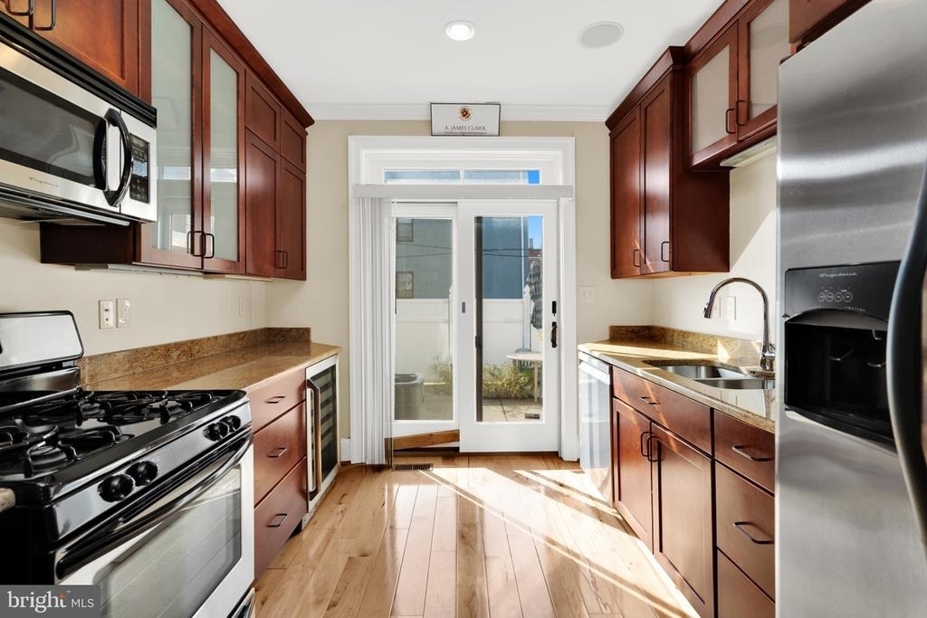 610 Grundy Street - Photo 28