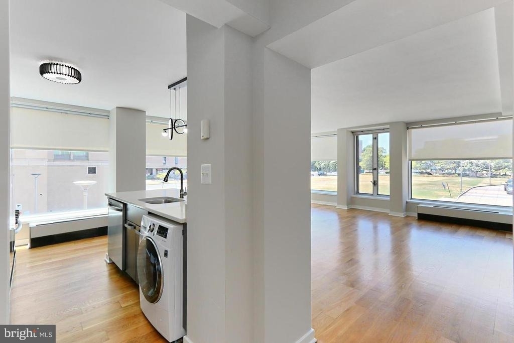 1101 3rd Street Sw - Photo 7