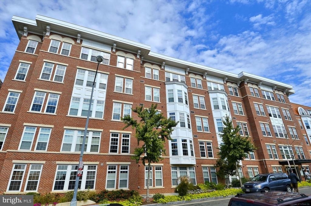 1451 Belmont Street Nw - Photo 29