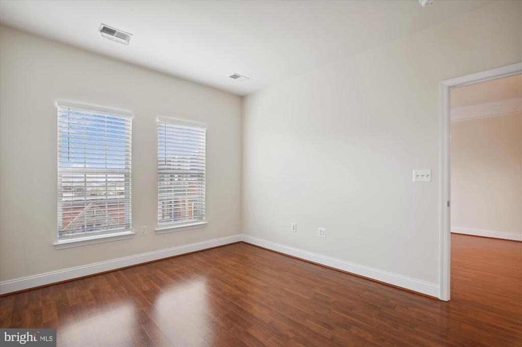 1451 Belmont Street Nw - Photo 16