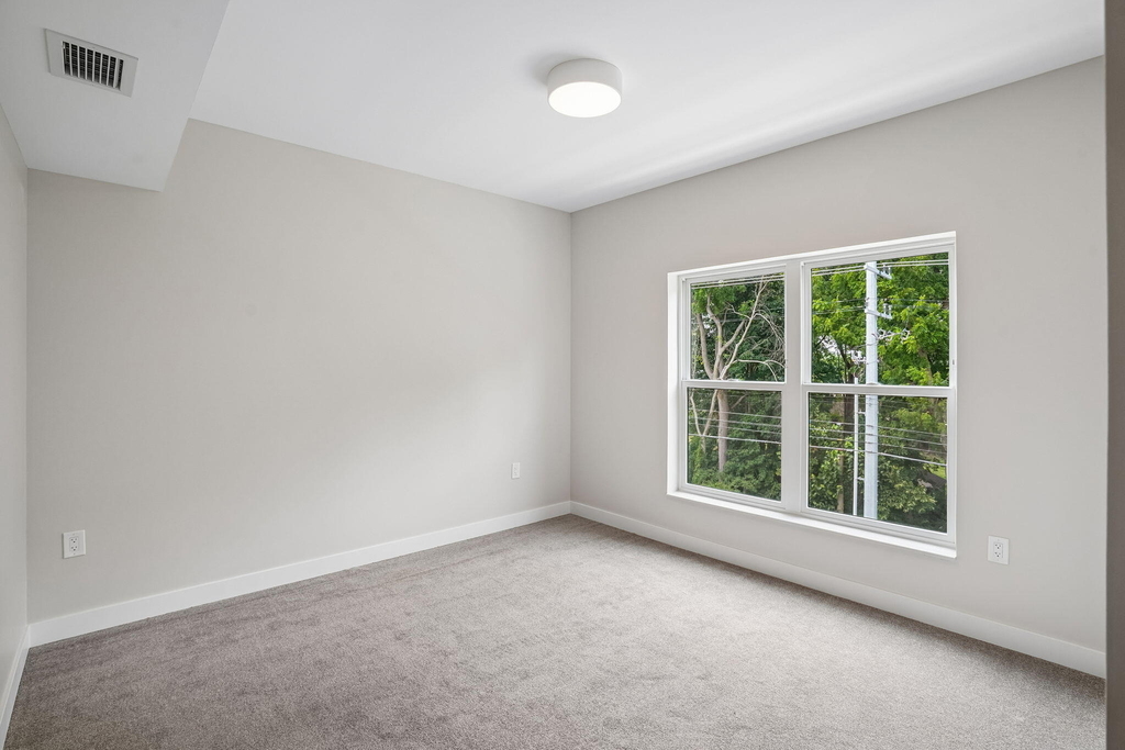 2675 Burton Road - Photo 9