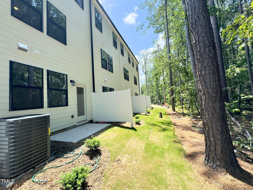 1529 Crescent Townes Way - Photo 39
