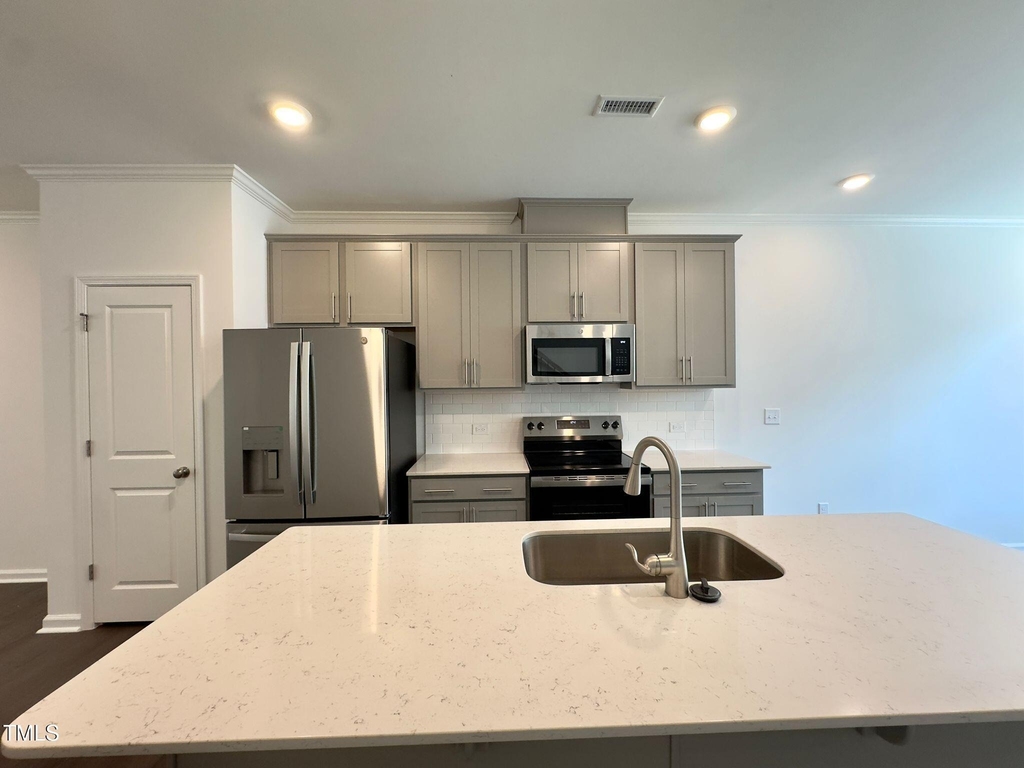 1529 Crescent Townes Way - Photo 7