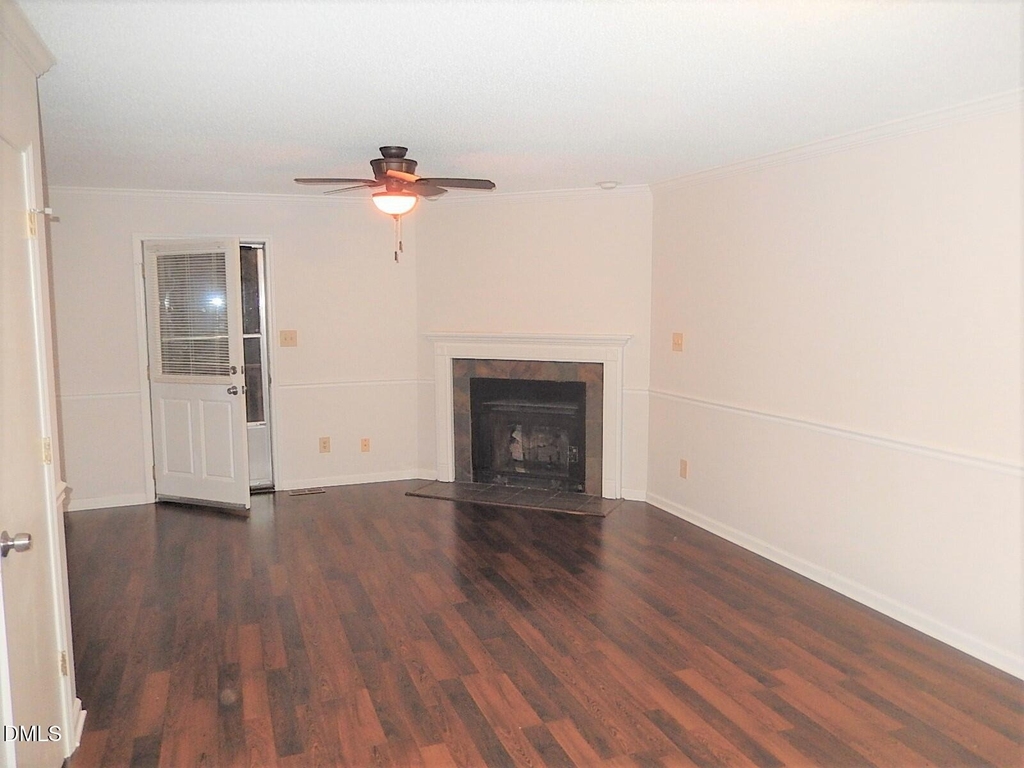 1319 Wall Road - Photo 2