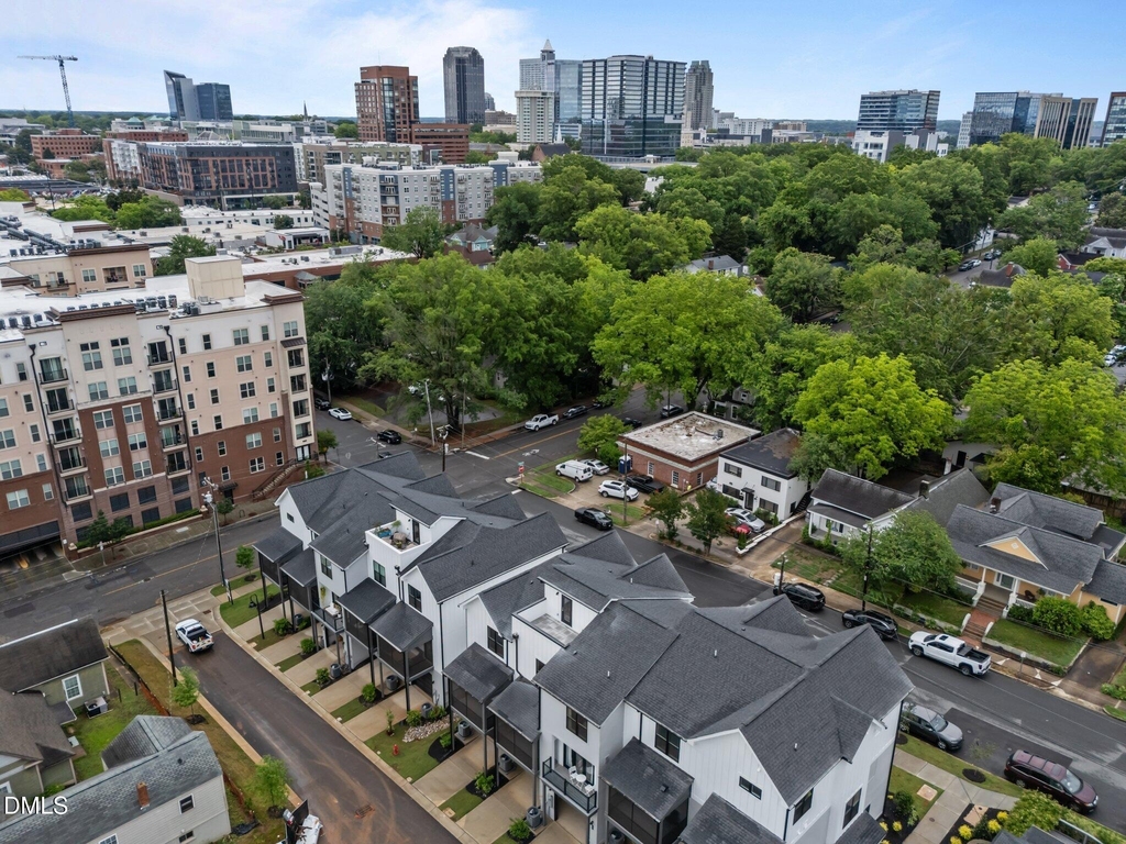 710 W North Street - Photo 42