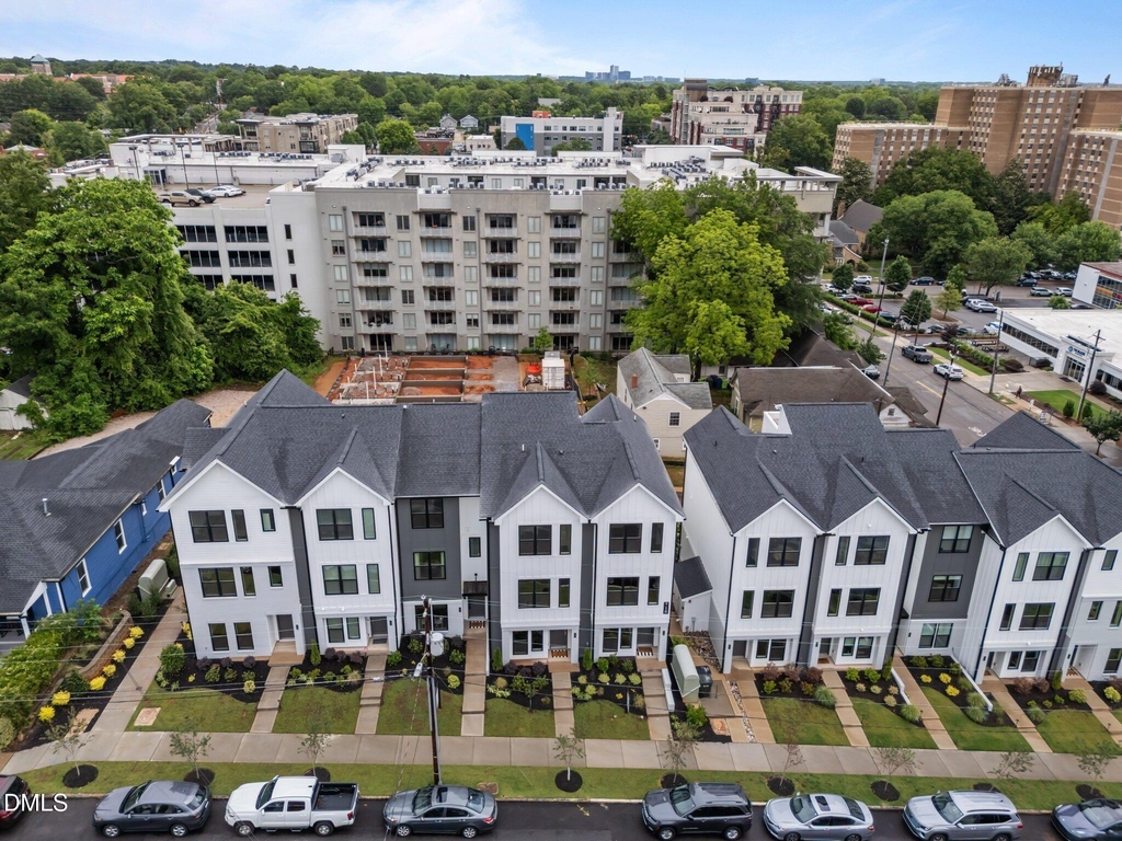 710 W North Street - Photo 44