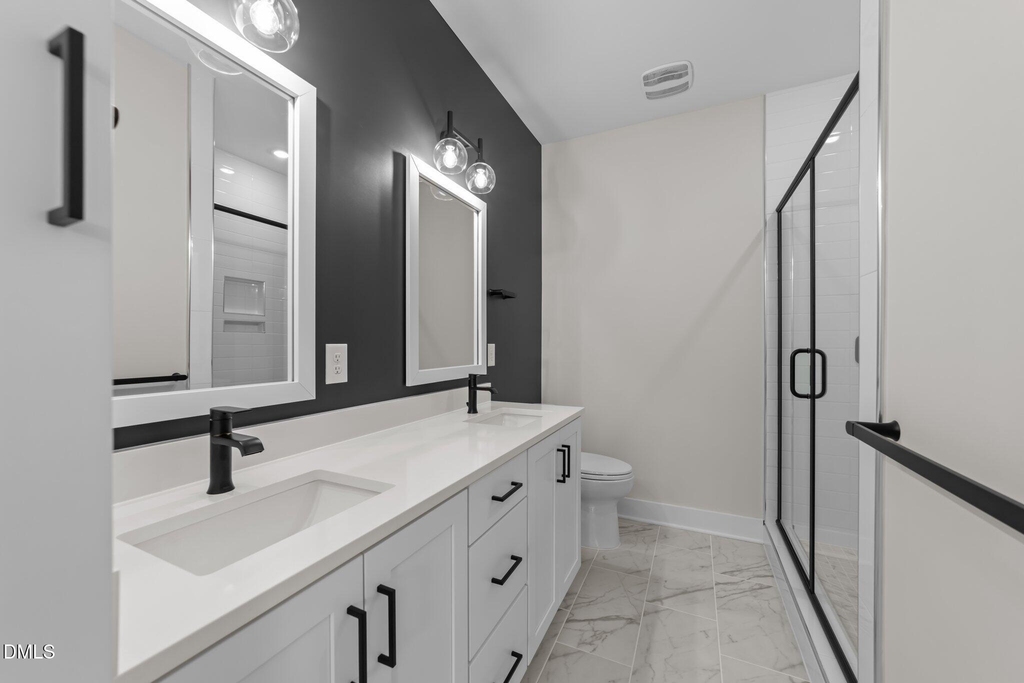 710 W North Street - Photo 28