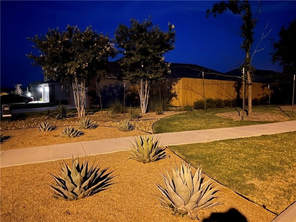 100 Fairfax Ln - Photo 11