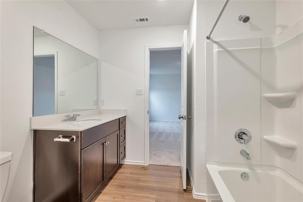 1207 Catfish Ln - Photo 21
