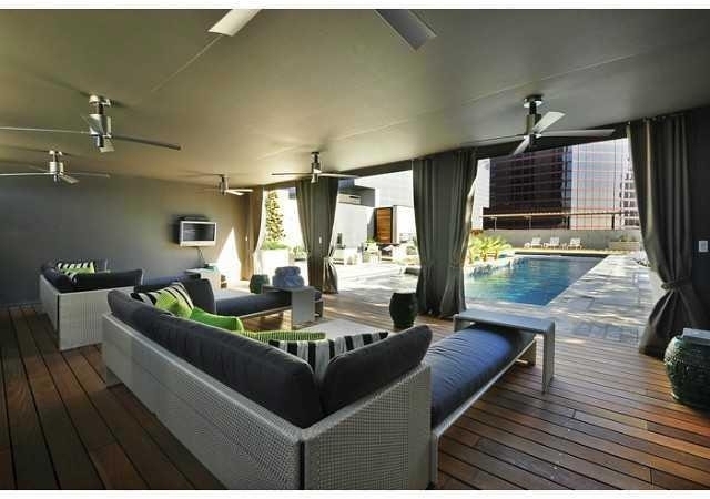 210 Lavaca St - Photo 33