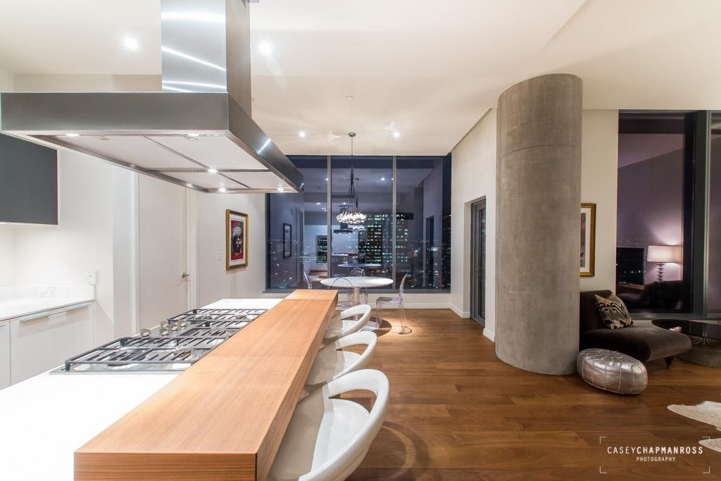 210 Lavaca St - Photo 8