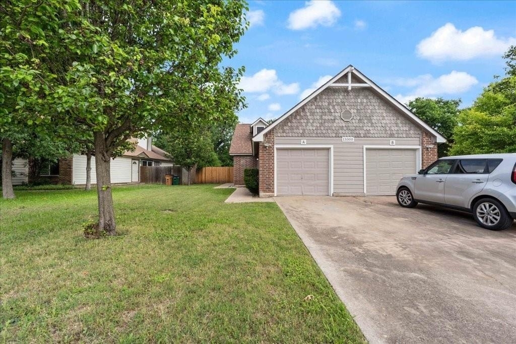 13300 Cowdray Park - Photo 1