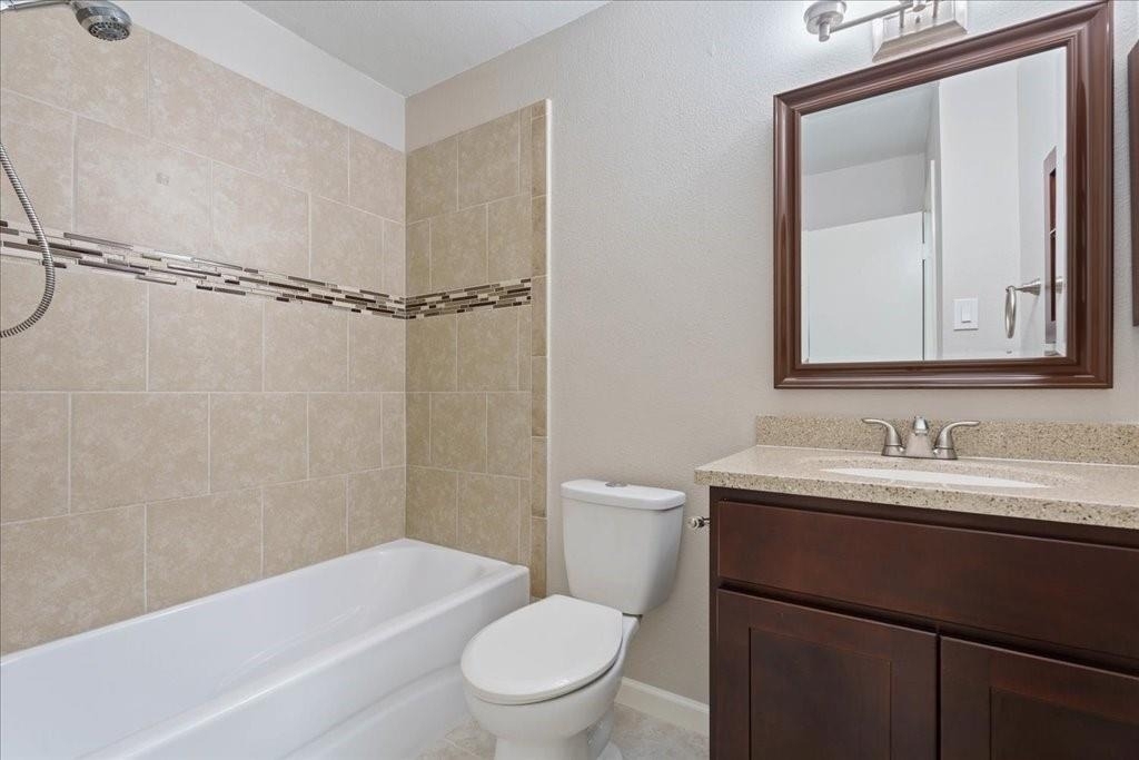 13300 Cowdray Park - Photo 19