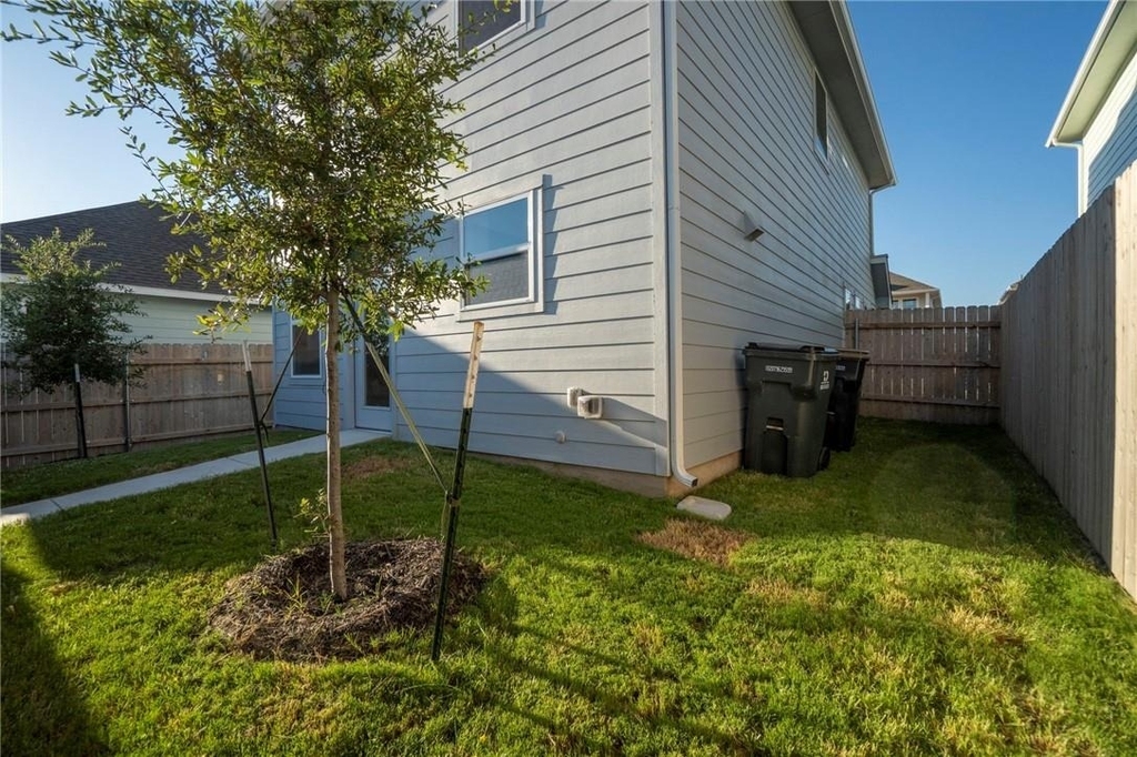 9507 Morning Iris Dr - Photo 31