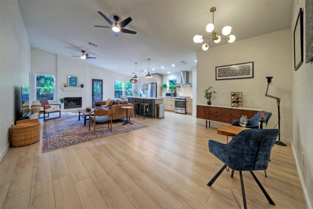 8406 Los Ranchos Dr - Photo 5