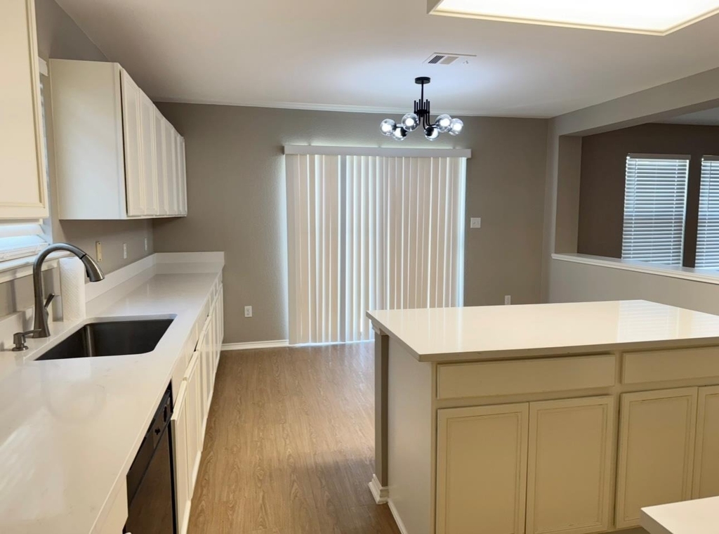 109 Kendall Cv - Photo 9
