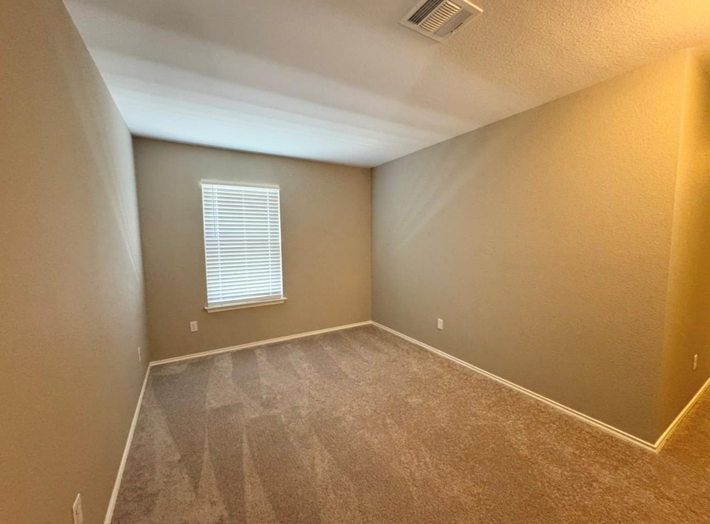 109 Kendall Cv - Photo 12