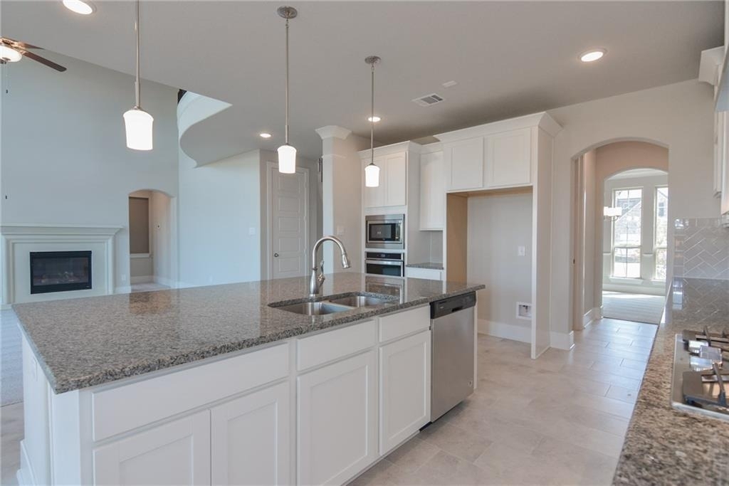 108 Potts St - Photo 7