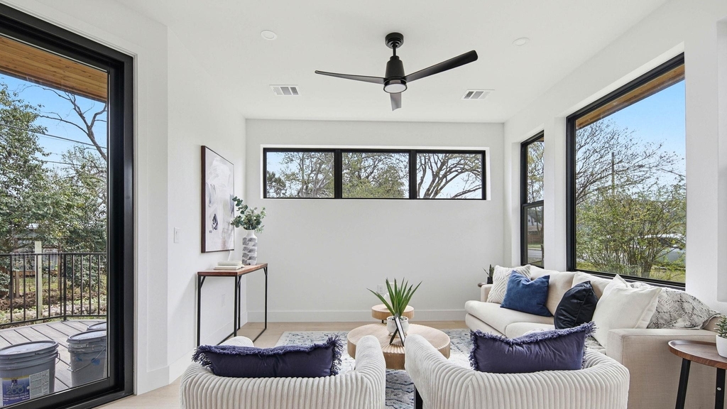 300 Lightsey Rd - Photo 1