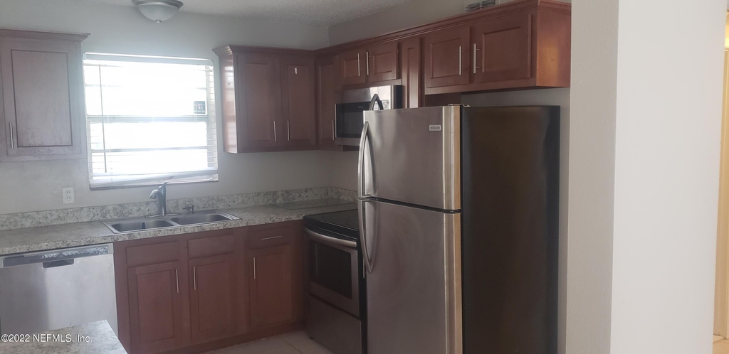 8015 Patou Drive N - Photo 7
