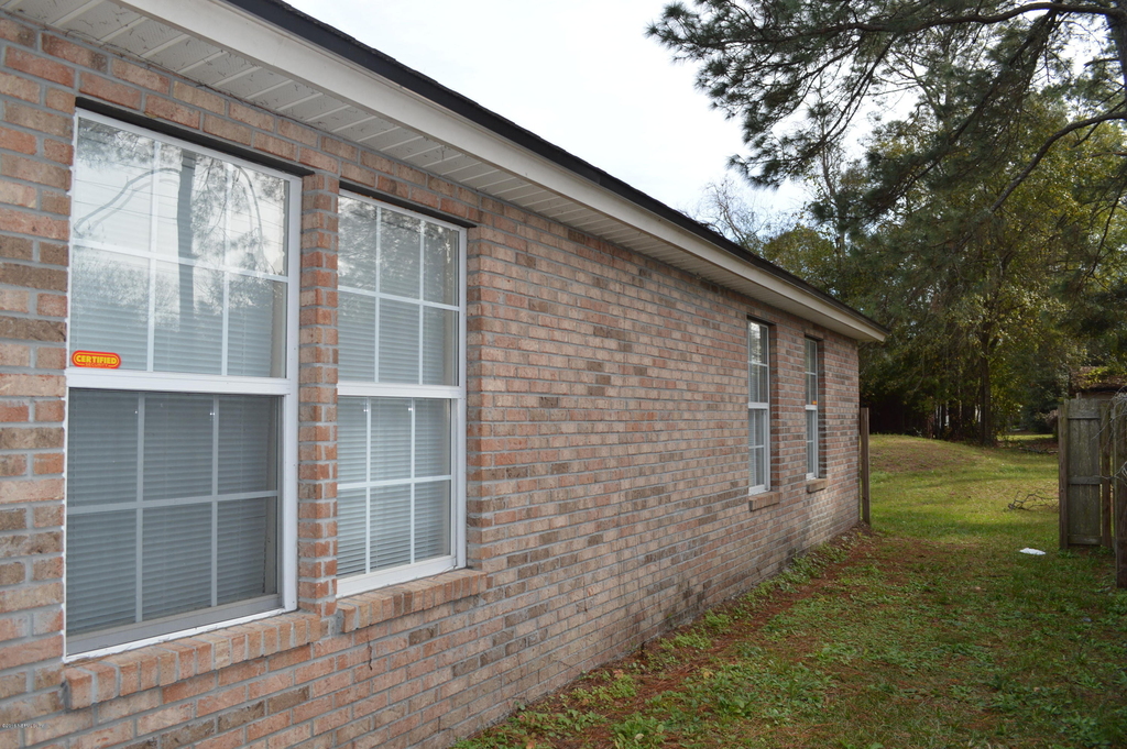 8150 Noroad - Photo 14
