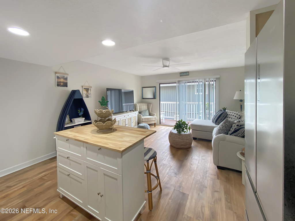 1107 1st Street S - Photo 9