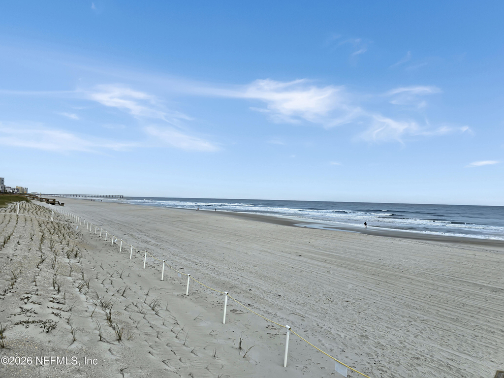 1107 1st Street S - Photo 1