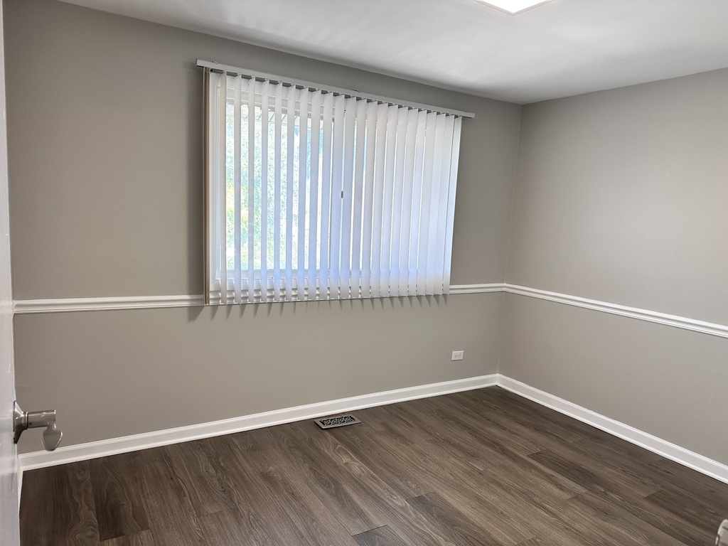 649 Harbor Terrace - Photo 12