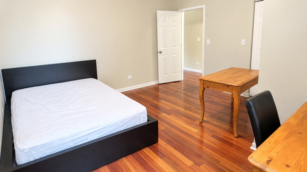 5142 S Ingleside Avenue - Photo 10
