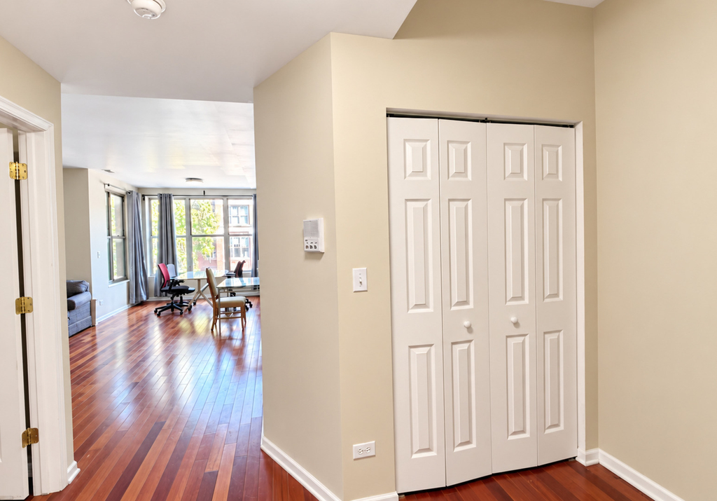 5142 S Ingleside Avenue - Photo 14