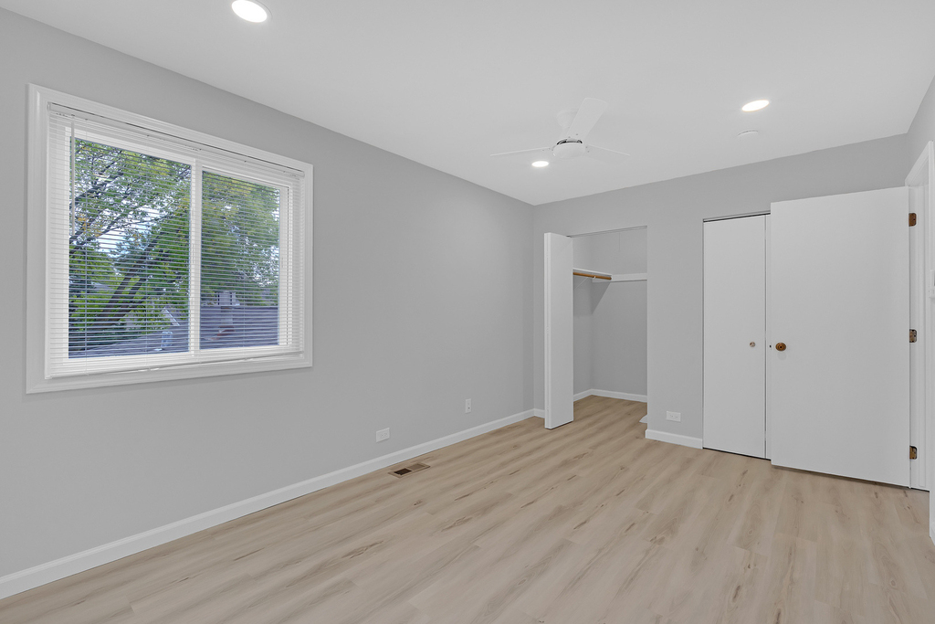 1353 Cove Drive - Photo 12