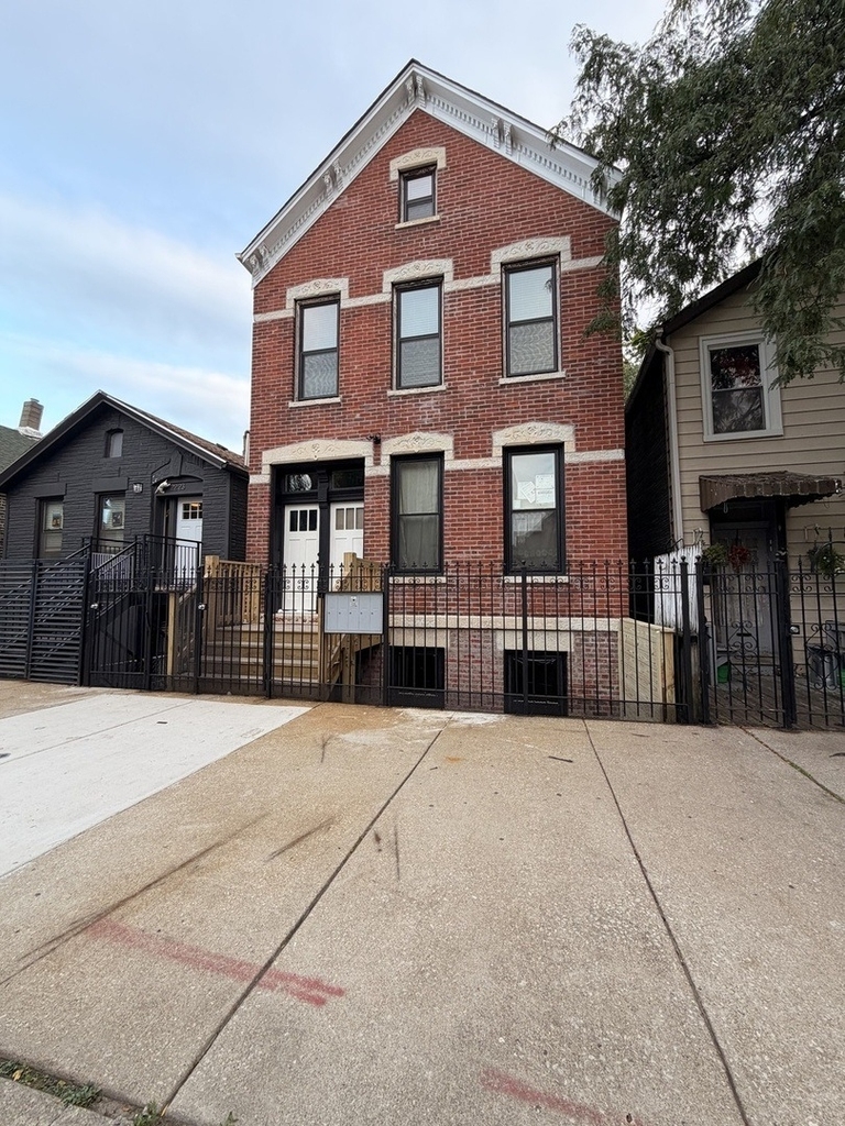 2227 W 21st Street - Photo 12