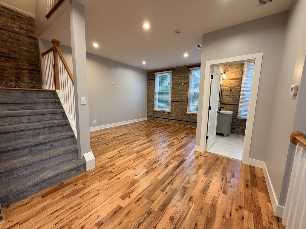 2227 W 21st Street - Photo 4