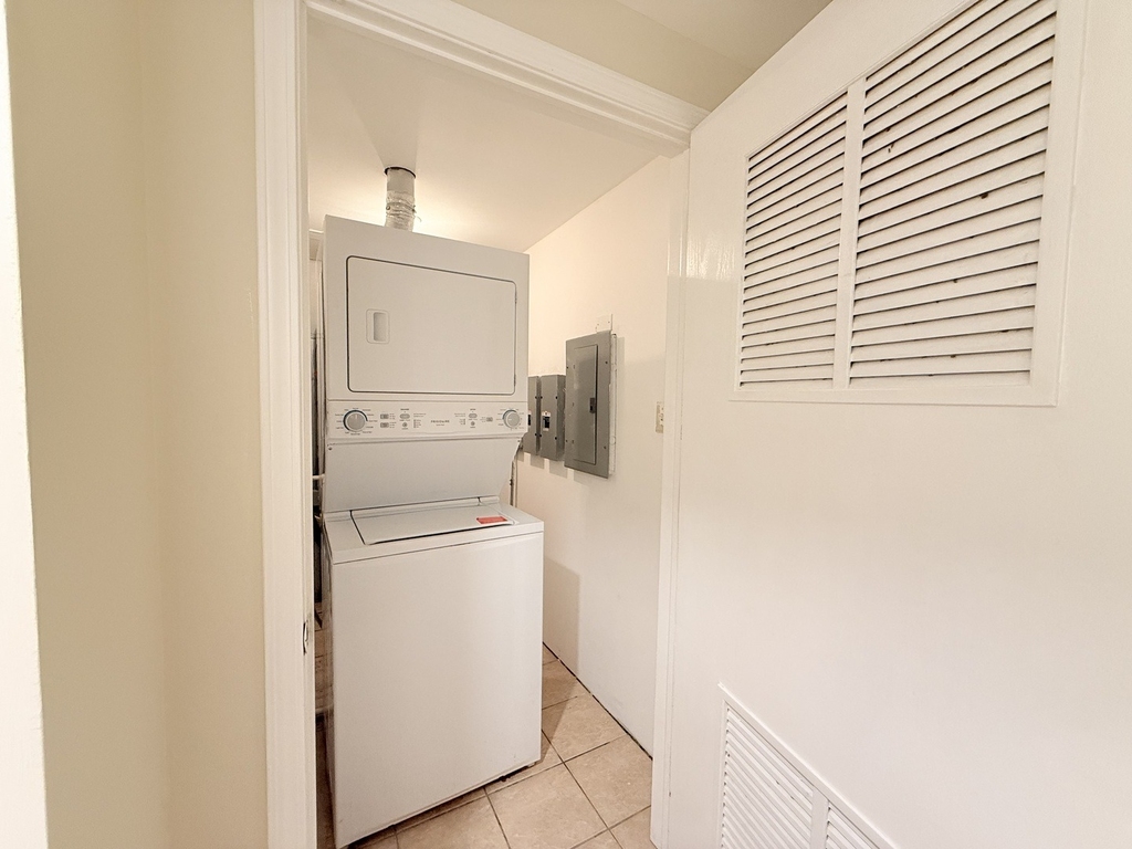 2731 W Polk Street - Photo 22