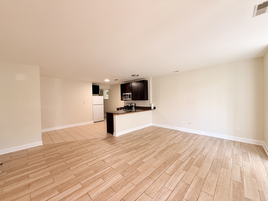 2731 W Polk Street - Photo 5