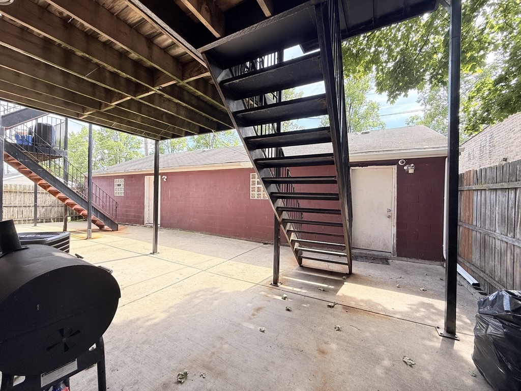 2731 W Polk Street - Photo 23