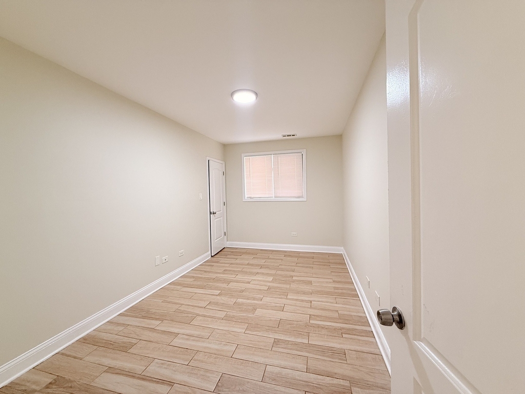 2731 W Polk Street - Photo 11