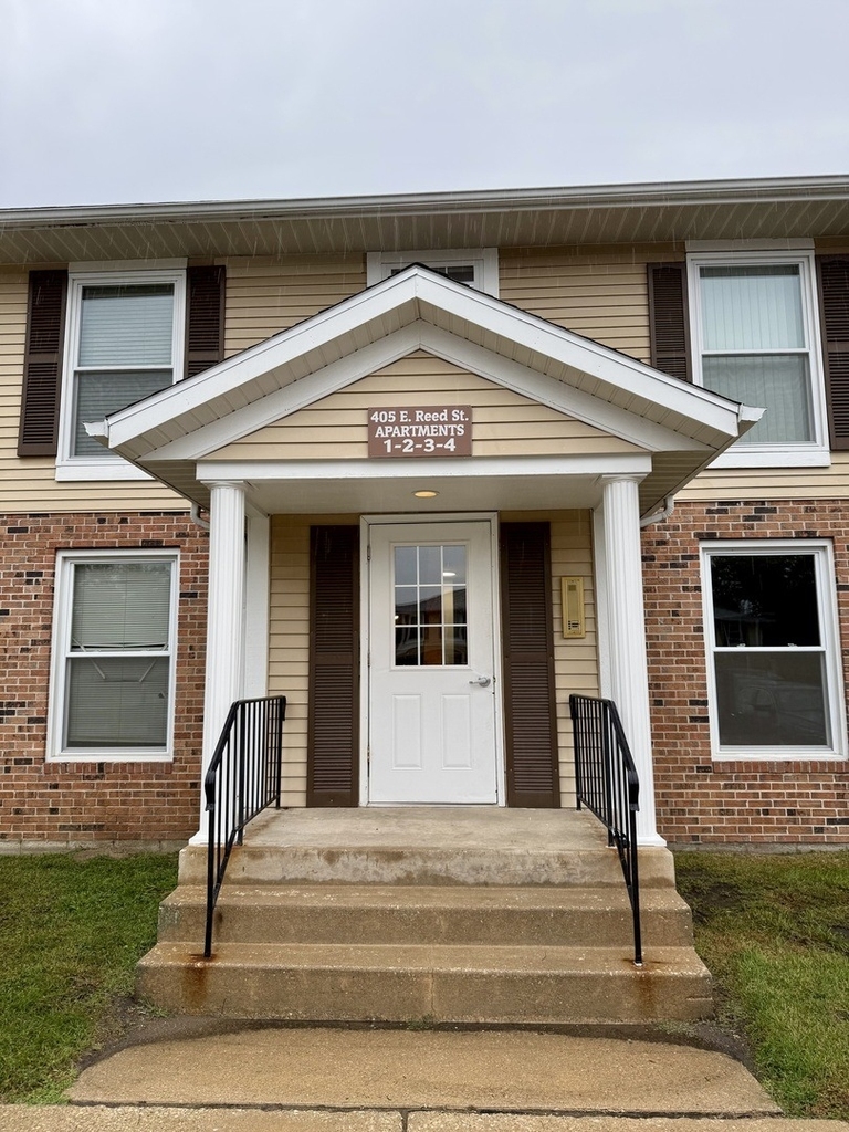 405 E Reed Street - Photo 0