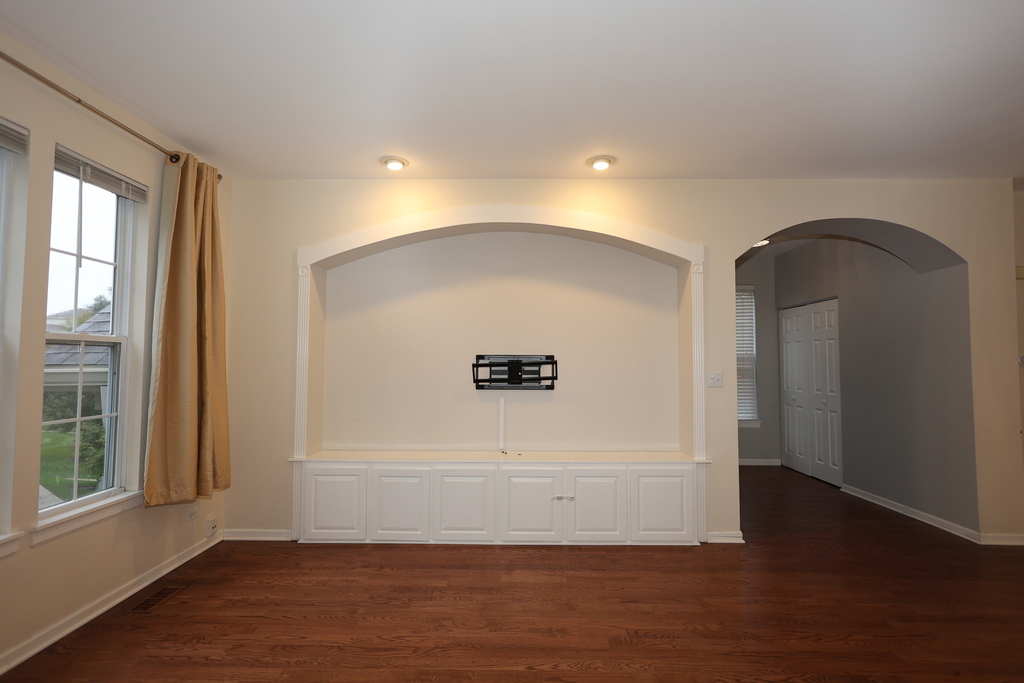 1139 Georgetown Way - Photo 3