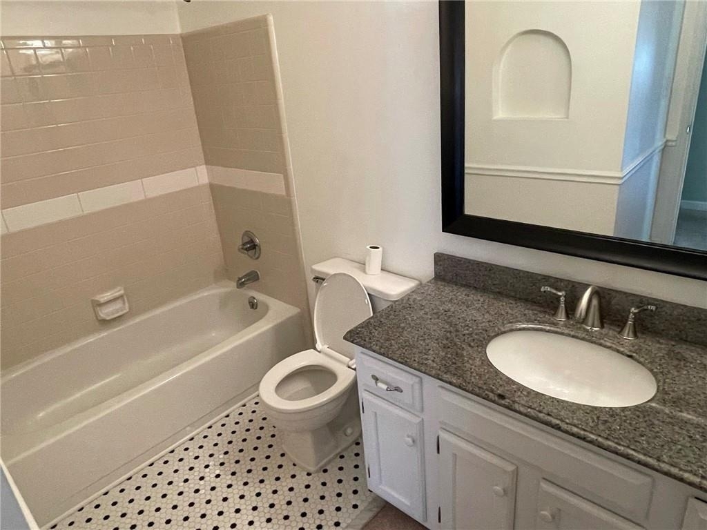 1081 Colony Drive - Photo 6
