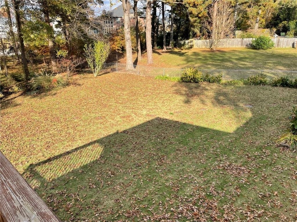 1081 Colony Drive - Photo 2