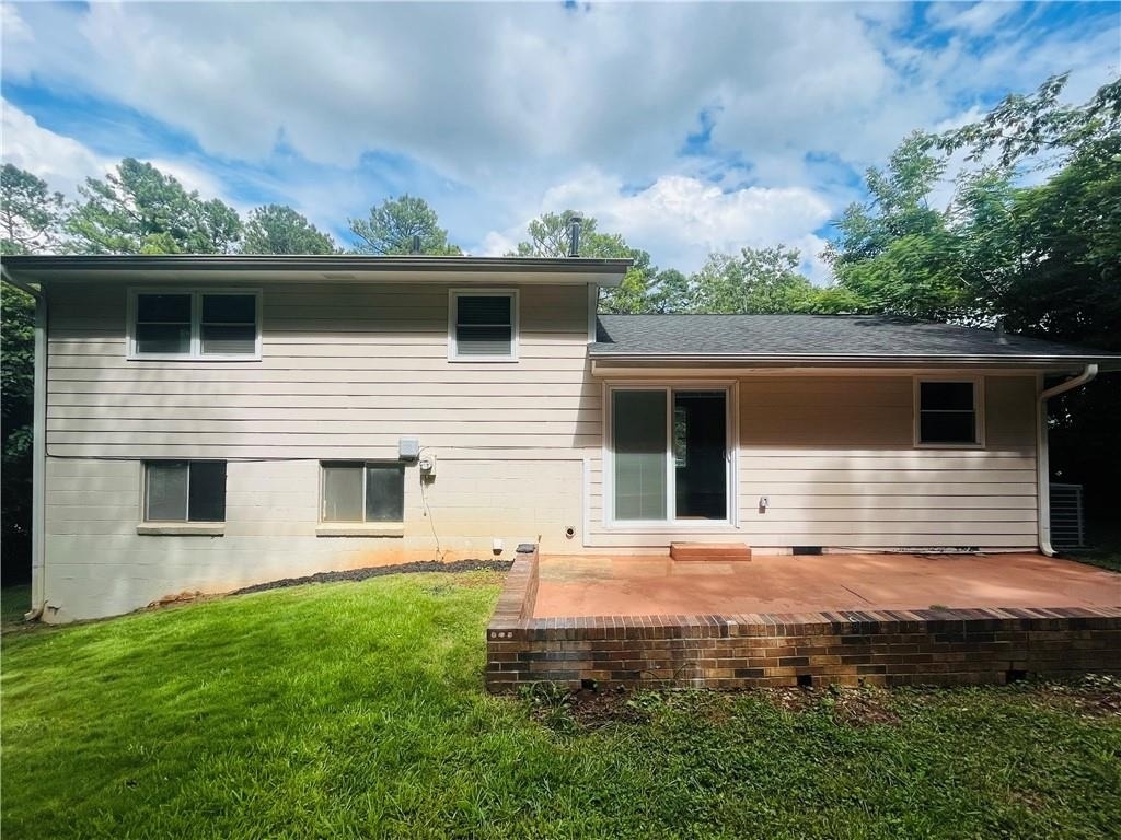 2237 Scotty Cir - Photo 1