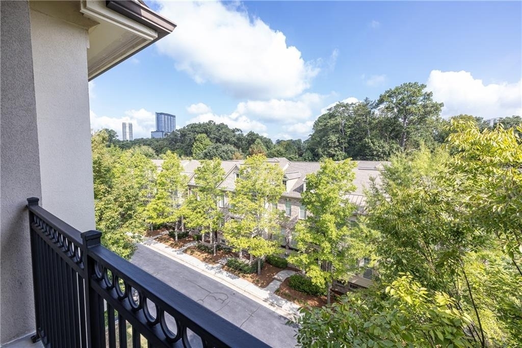 3635 E Paces Circle N - Photo 23