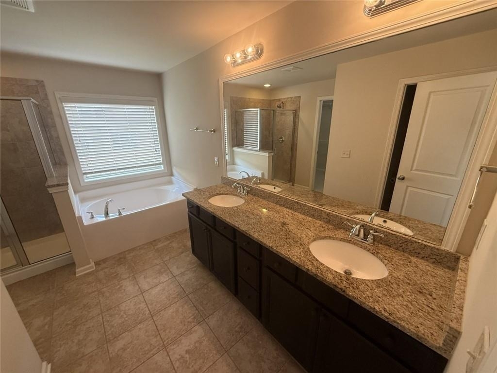 5085 Breezewood Circle - Photo 14