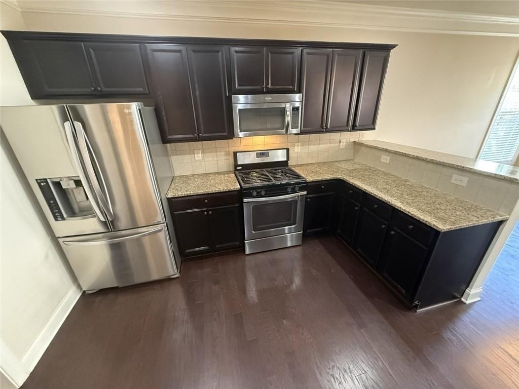 5085 Breezewood Circle - Photo 2