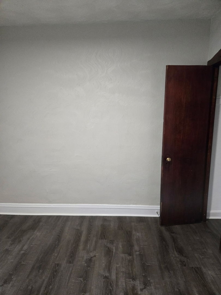 1811 W Garfield Boulevard - Photo 4