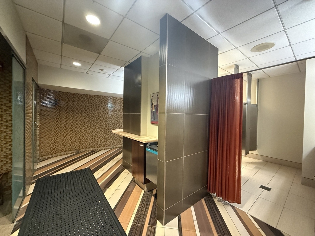 400 E Randolph Street - Photo 31
