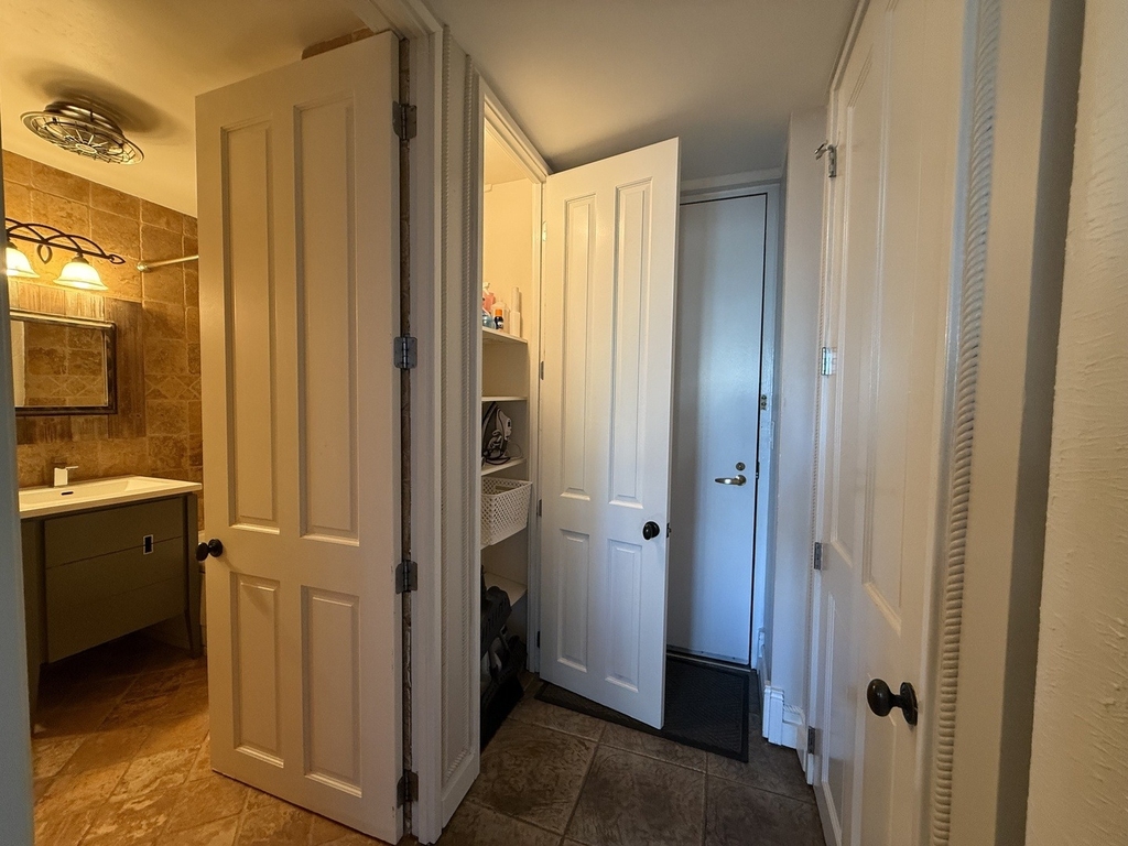 400 E Randolph Street - Photo 5